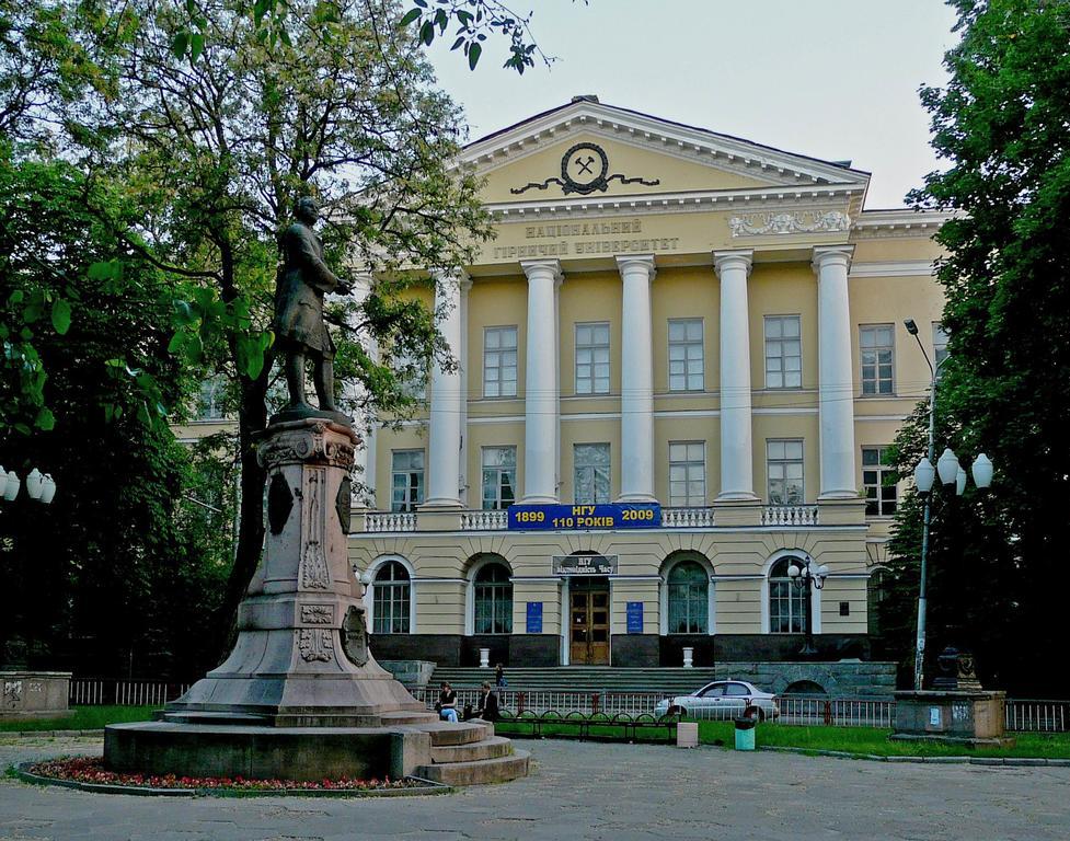 Elephant Hostel Dnipro Dış mekan fotoğraf